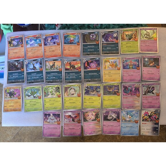 Cards Pokemon TRICK OR TRADE 2024 (Full Set) Halloween 30/30 Cards - Picture 1 of 1